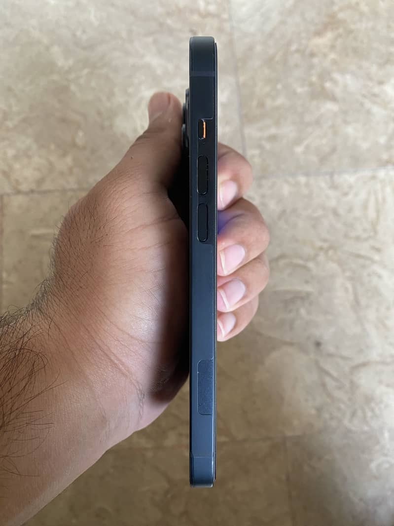 Apple iPhone 14 1