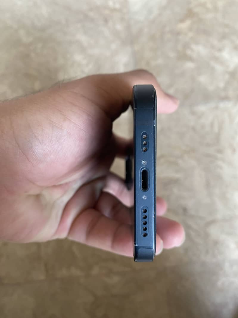 Apple iPhone 14 5