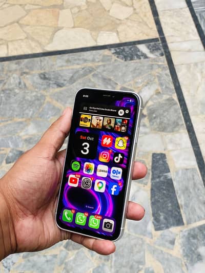 IPhone XR into 17 Pro Max Factory 64Gb