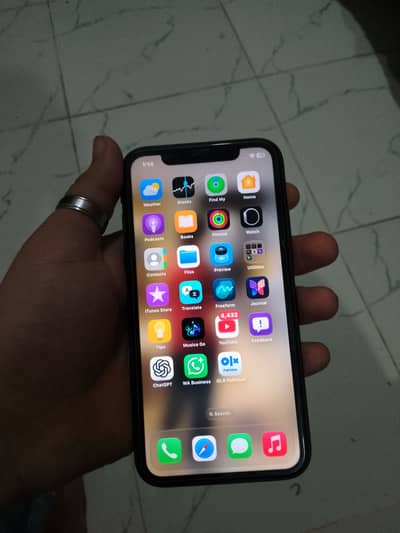 Apple iPhone 11