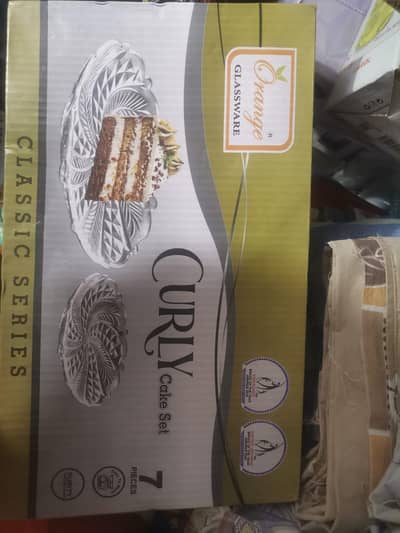cake set 7plates and three melamine preset