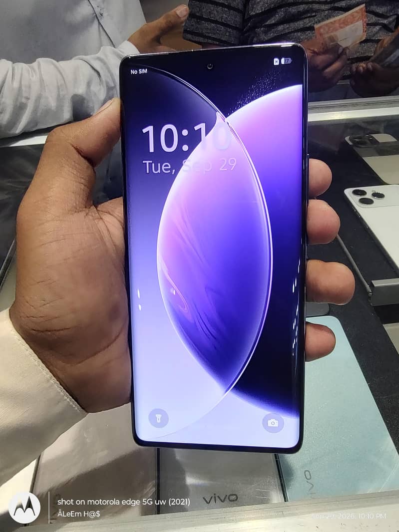 Tecno CAMON 30S 1