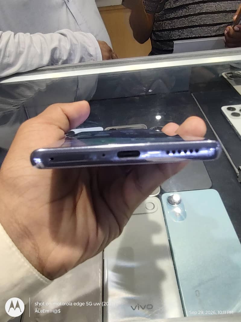 Tecno CAMON 30S 3