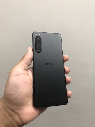 Sony Xperia 5 Mark 4 non pta | 1 mark 3 , 1 Mark 4 and 1 mark 5 ,