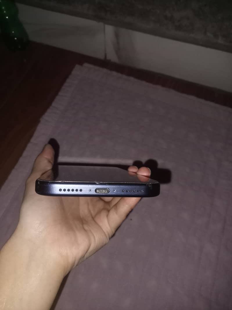 Apple iPhone 17 4