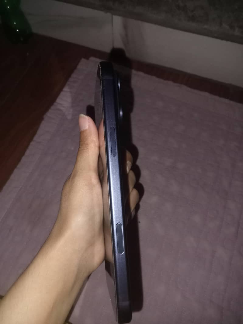 Apple iPhone 17 5