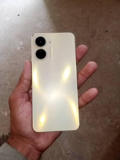 Vivo Y16