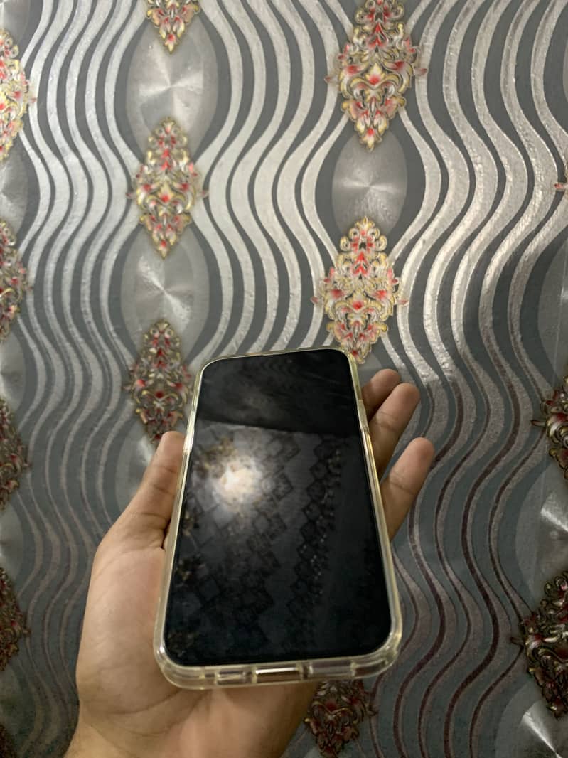 Apple iPhone 15 plus 5