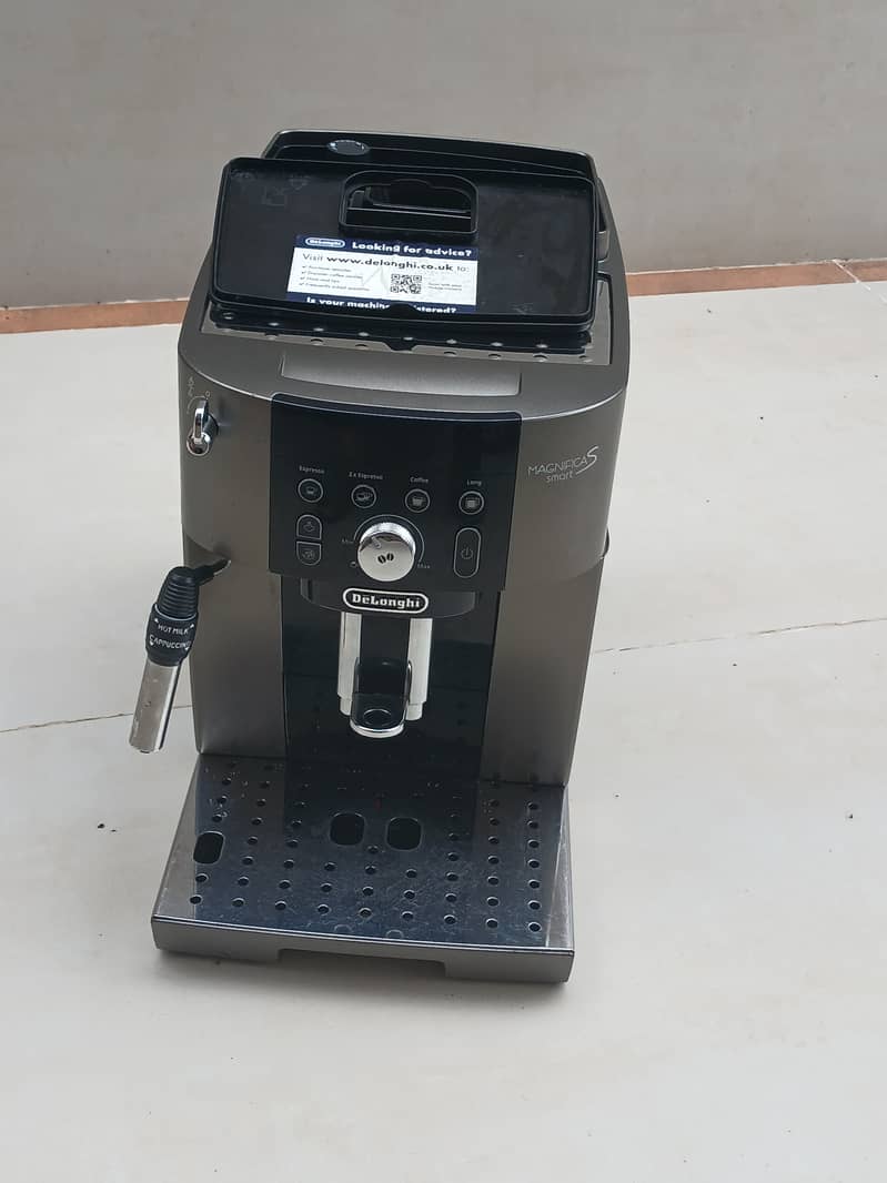 Delonghi Magnifica 5