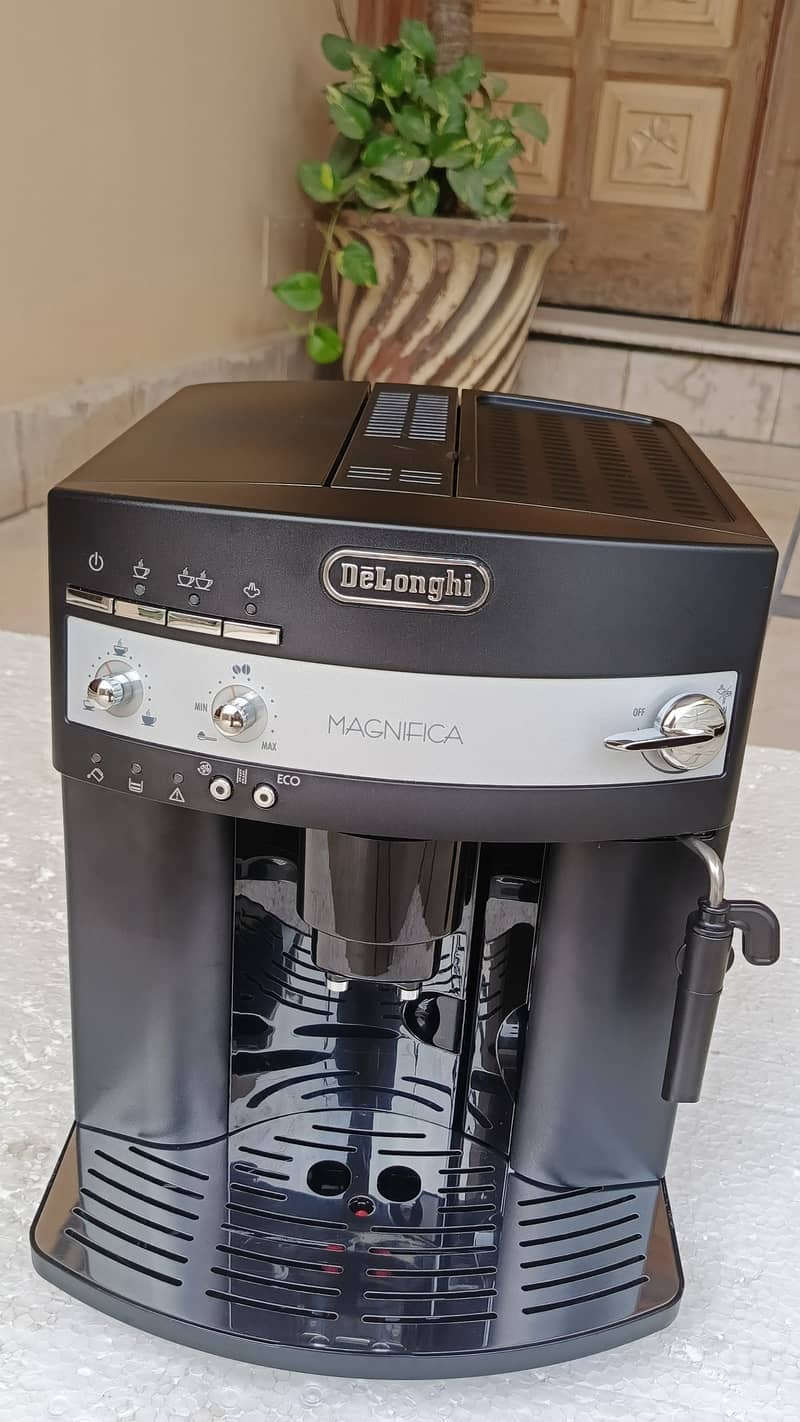 Delonghi Magnifica 8