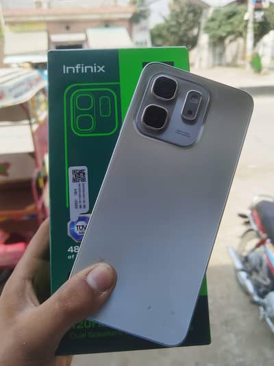 Infinix Hot 50i complete box Urgent sale
