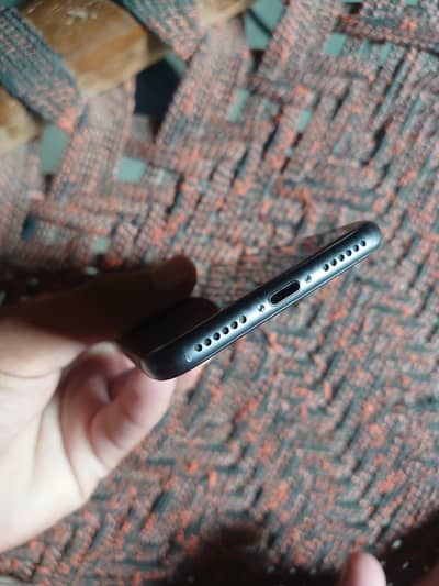 Apple iPhone 8