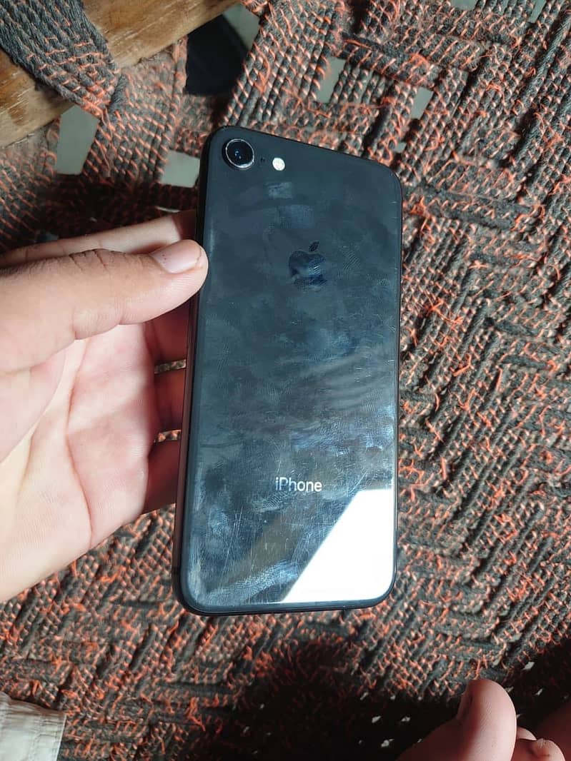 Apple iPhone 8 2