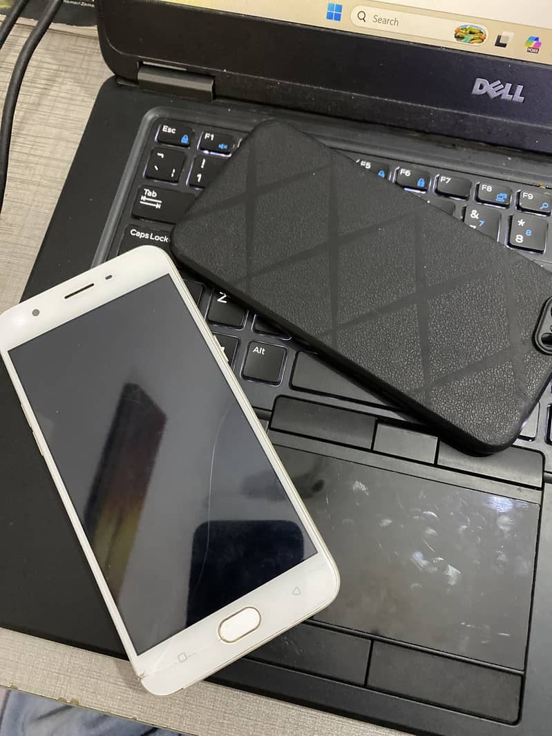 OPPO A57 0