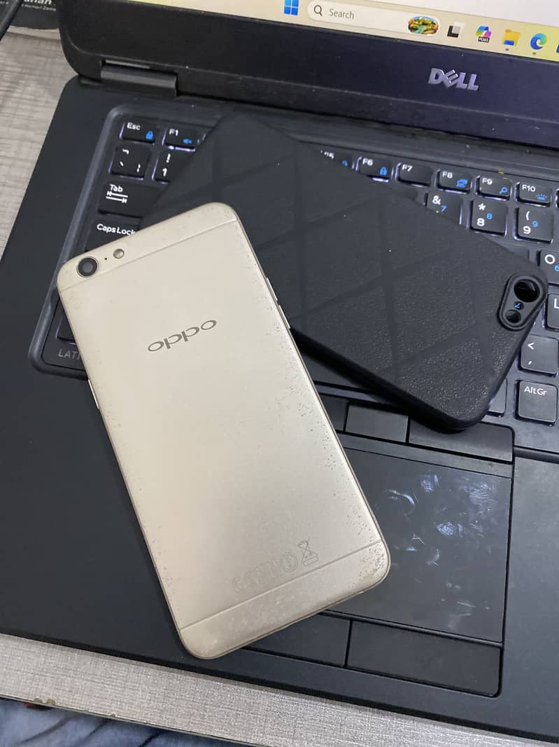 OPPO A57 1