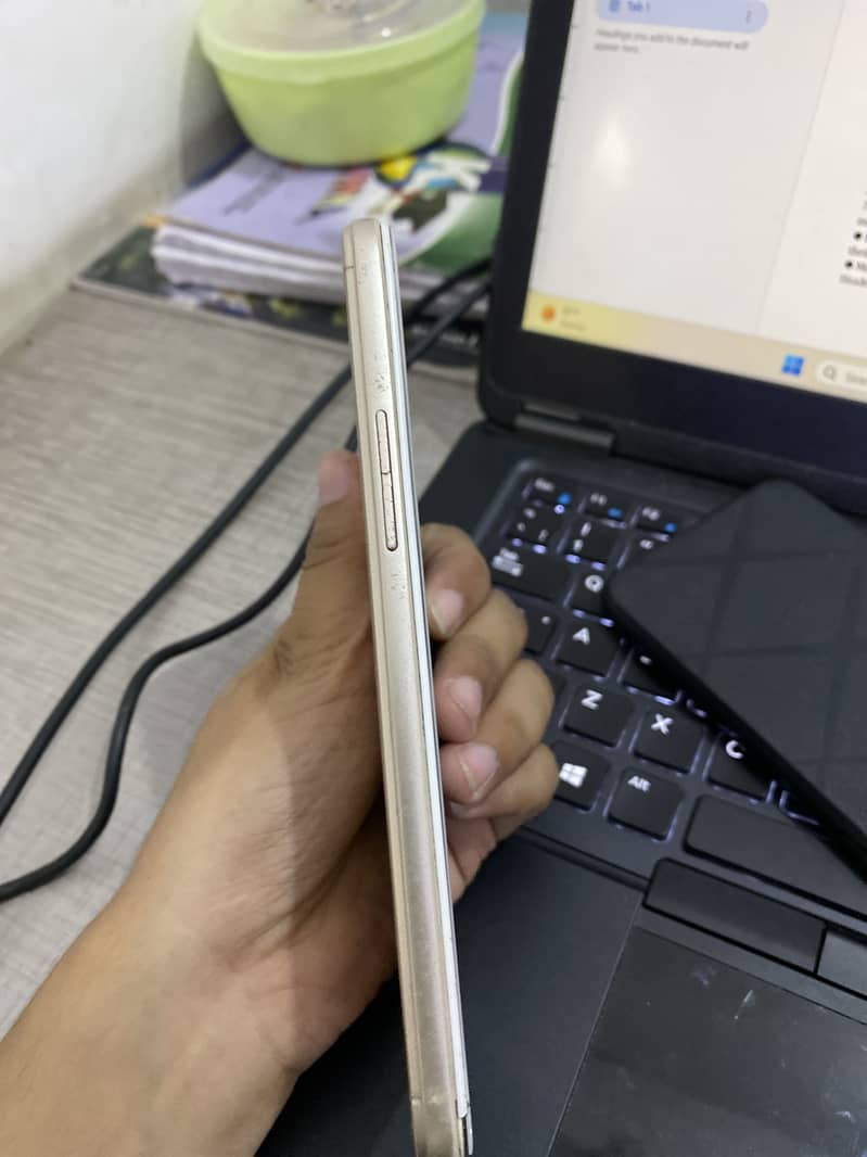 OPPO A57 3