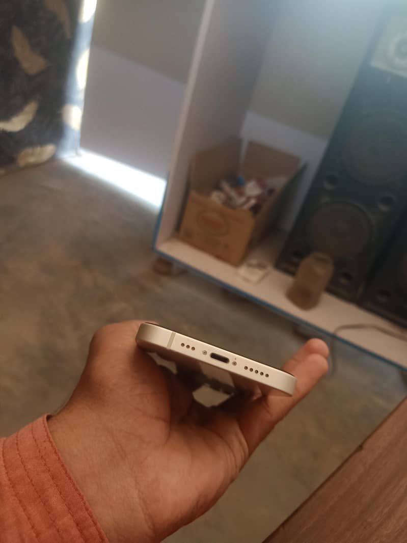 Apple iPhone 14 2