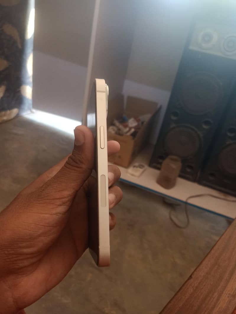 Apple iPhone 14 6