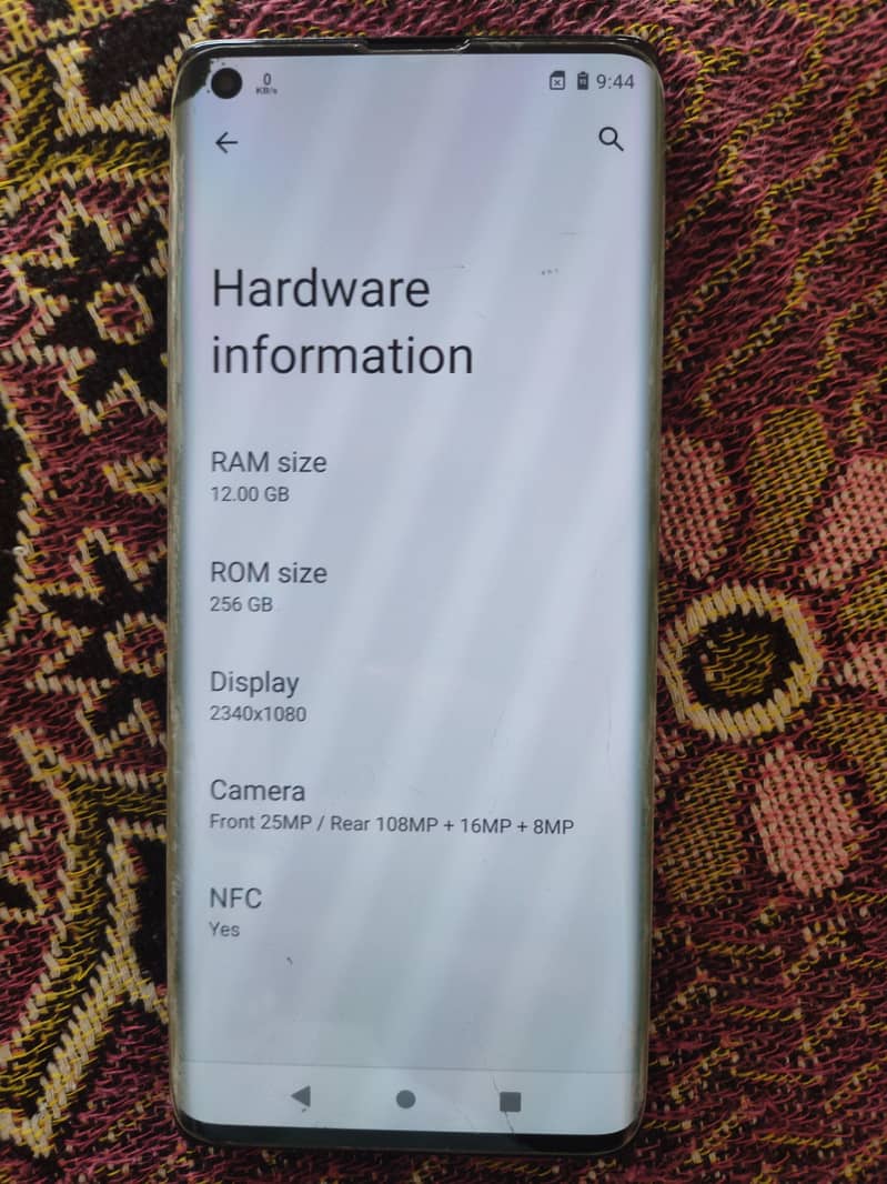 Motorola Edge Plus 1