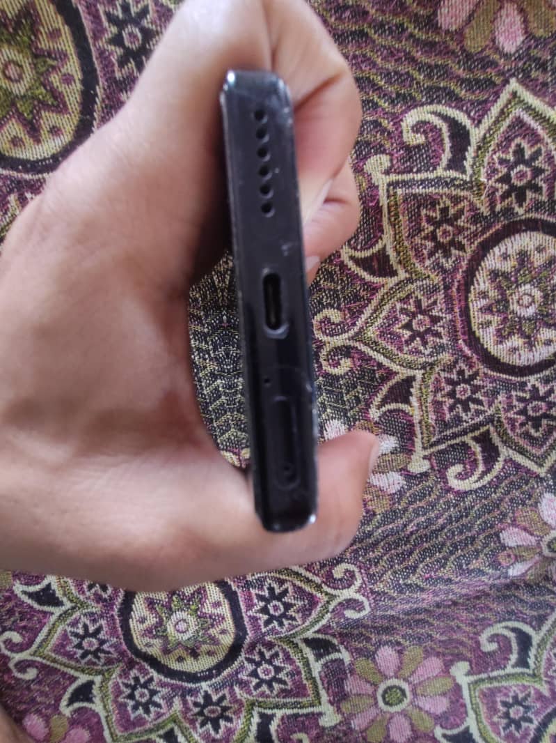 Motorola Edge Plus 5