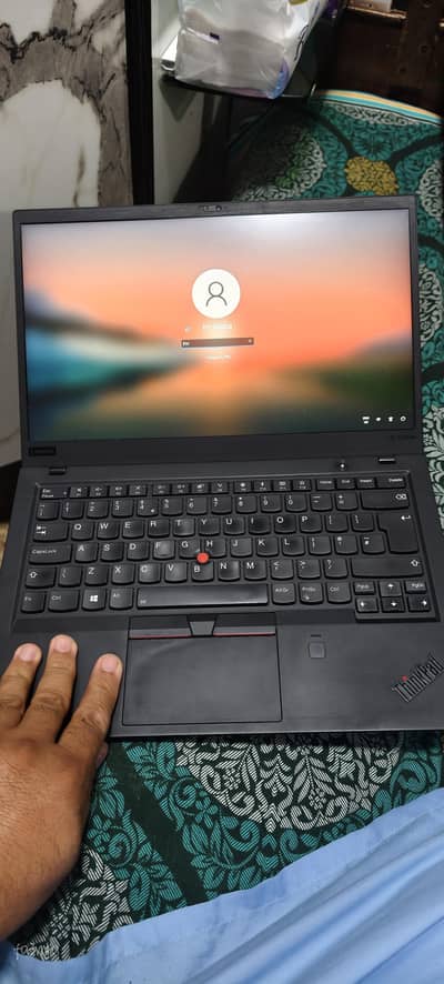 Lenovo ThinkPad X1 Carbon 6th Gen | i7 8th Gen | 16GB | 512GB NVMe