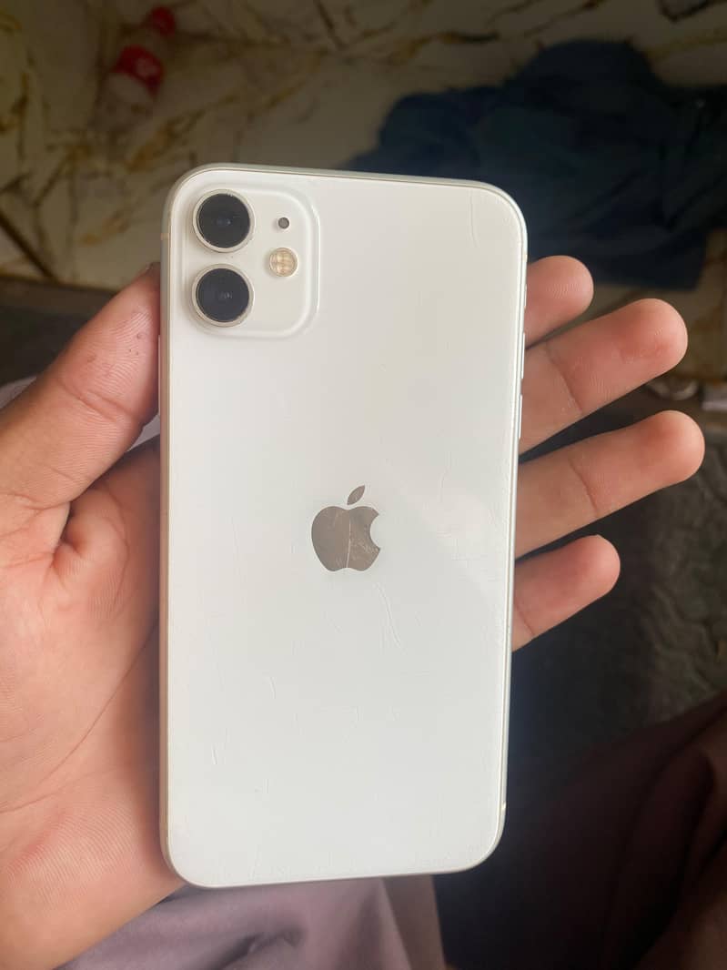 Apple iPhone 11 0