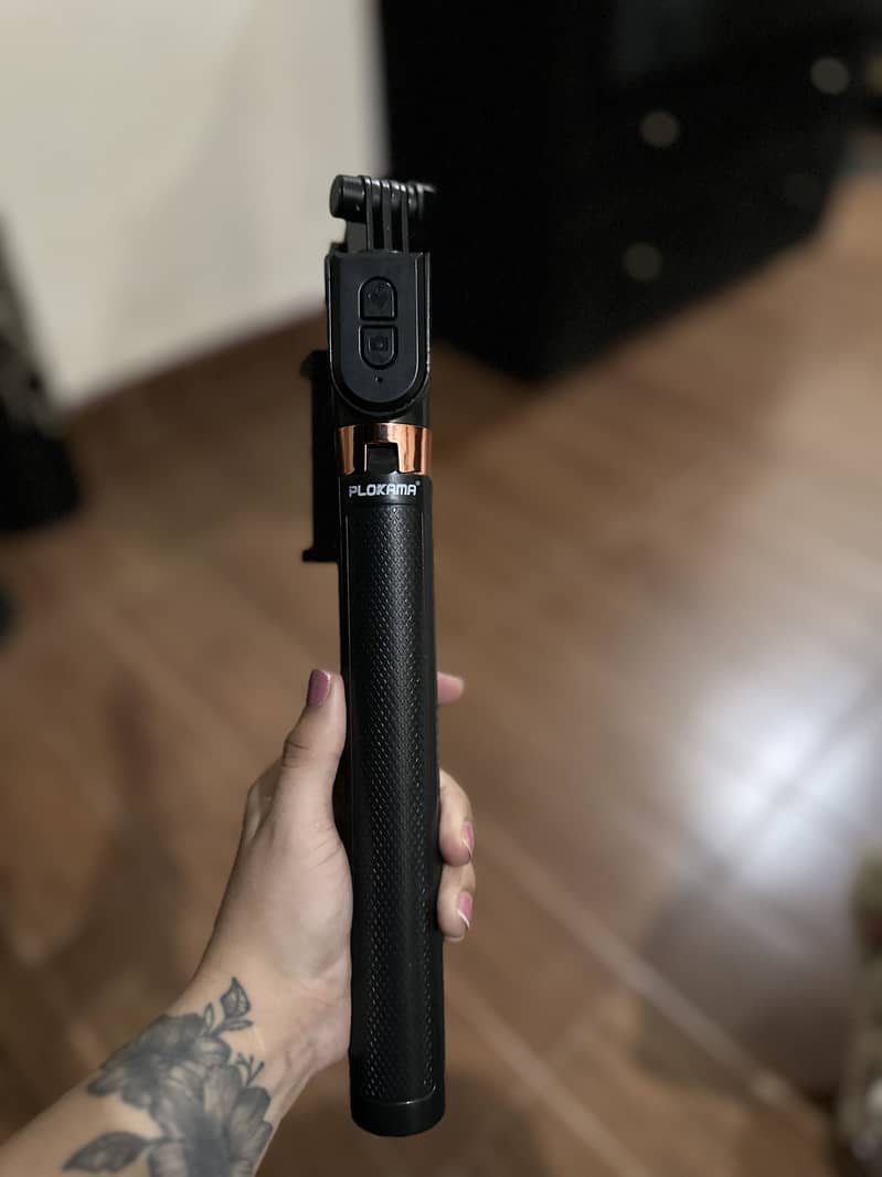 Tripod for content creation 3