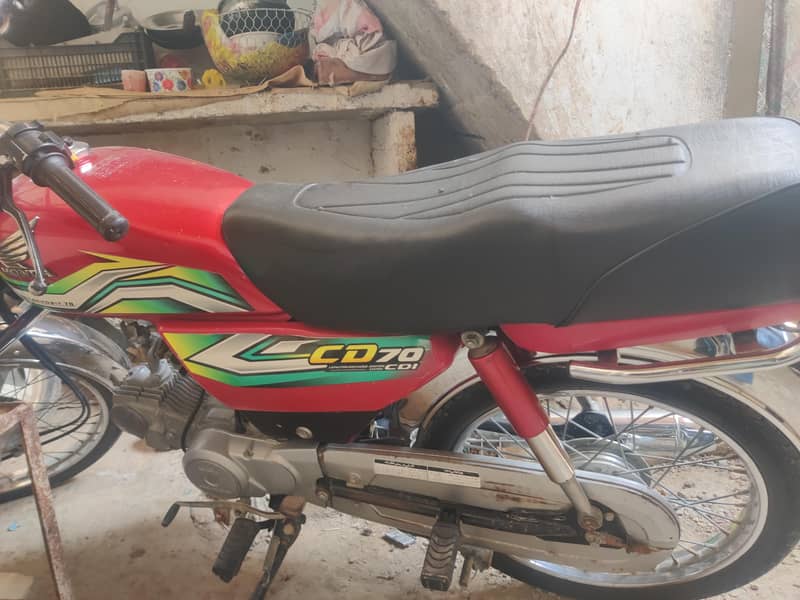 CD70 2023 model full condition 6