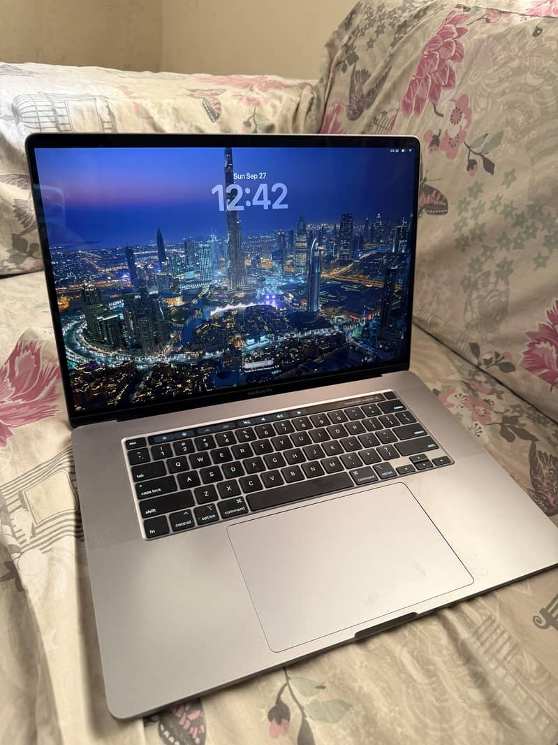 MacBook Pro 2019 0