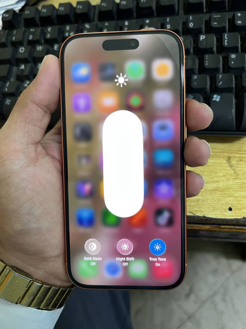 Apple iPhone 17 Pro 1