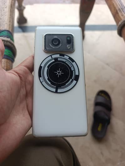 Sharp Aquos Zero6