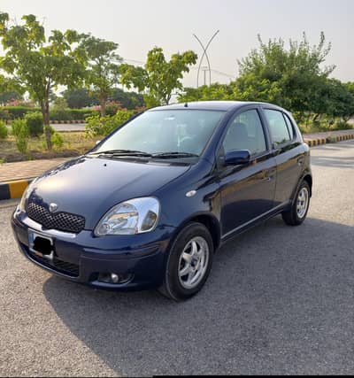 Toyota Vitz 2000 Automatic For Sale