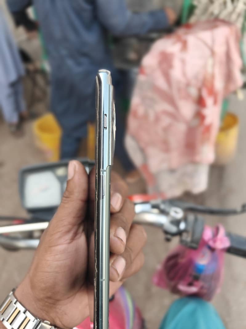 One Plus 11 5