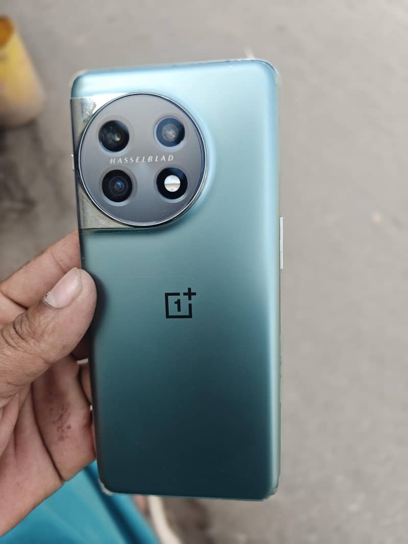 One Plus 11 6