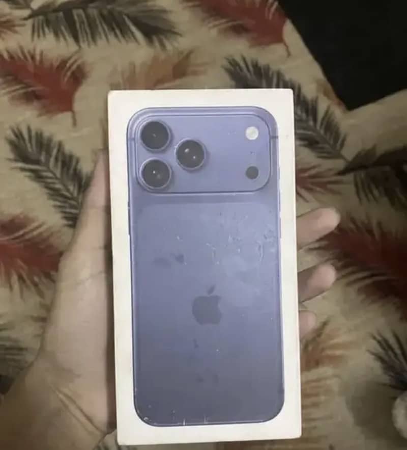 Apple iPhone 17 pro max 3