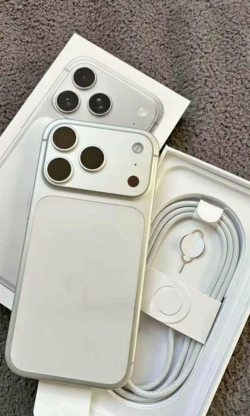 Apple iPhone 17 Pro Max 0