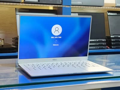 Dell XPS 13 7390 10th Gen i7 16gb Ram 256SSD White color