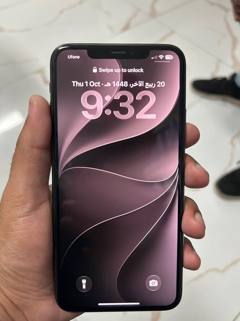 Apple iPhone 11 Pro Max 1