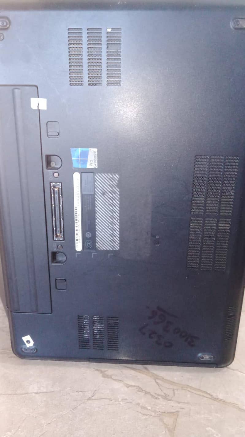 Dell latitude E 6540 1