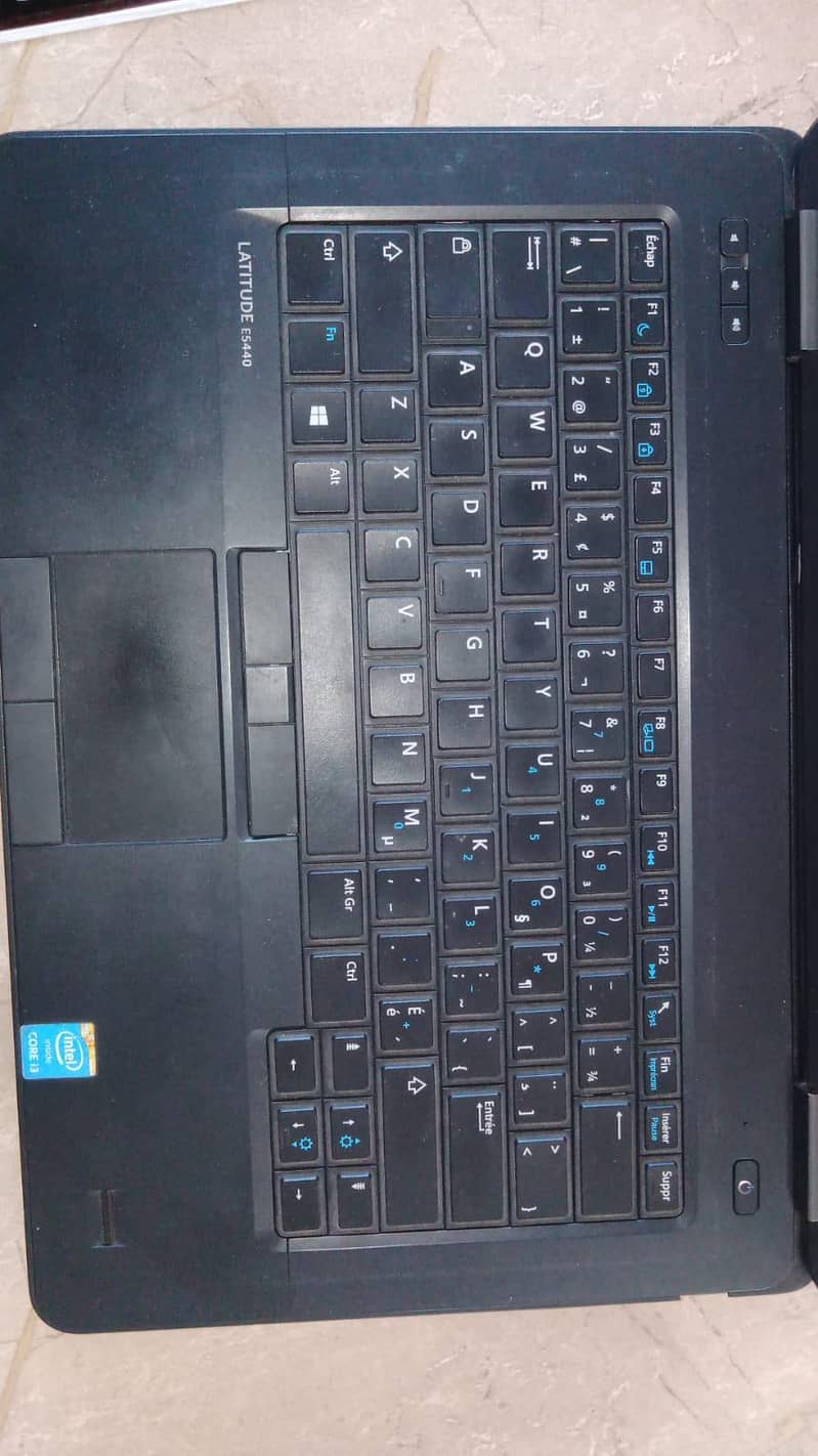Dell latitude E 6540 2