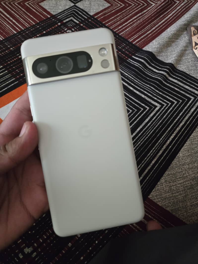 Google Pixel 8 Pro 7