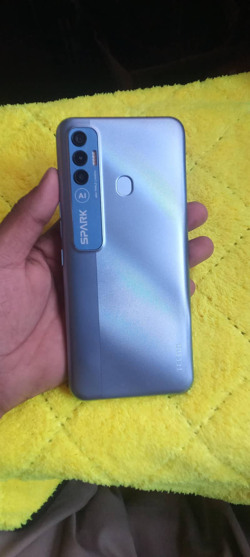 Tecno Spark 7 Pro 0