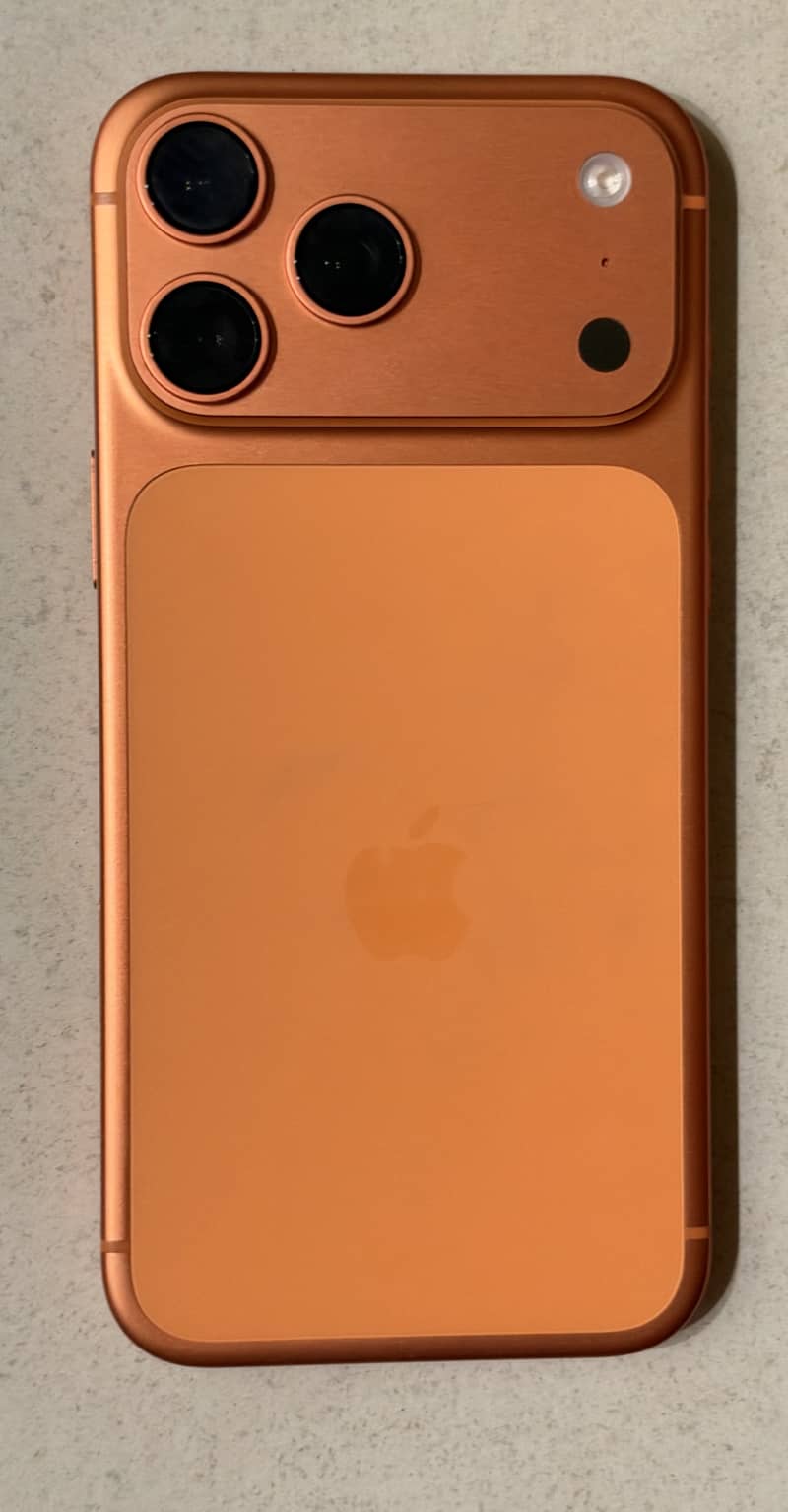 Apple iPhone 17 Pro Max 8