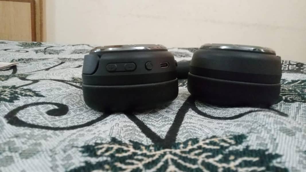 Headset 1