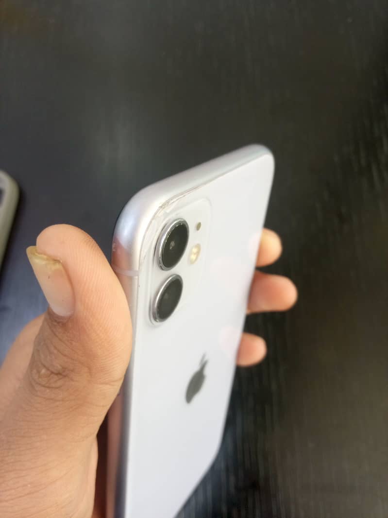 Apple iPhone 11 5