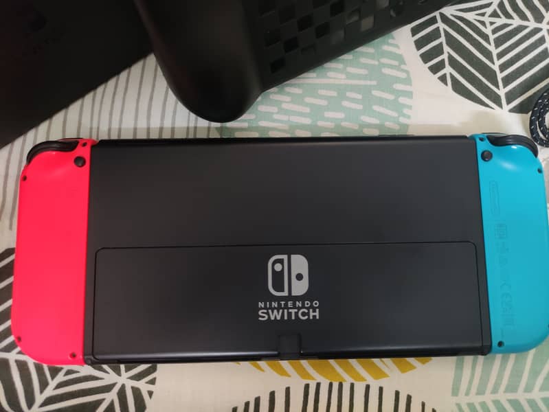 Nintendo Switch OLED Full Bundle (modded/kamikaze) 3