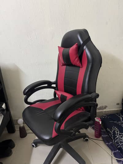 Gaming Chair | 1 month use only