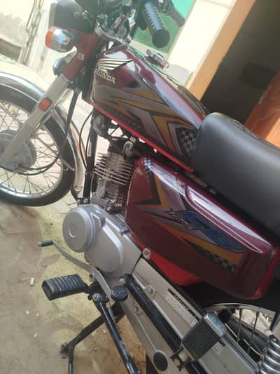 Honda 125 Just like Zero Meter