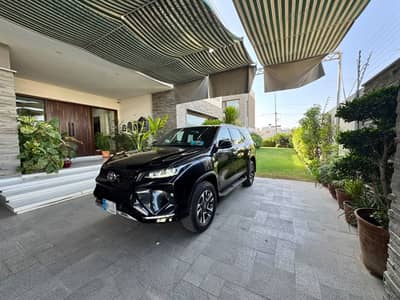 Toyota Fortuner Legender 2022