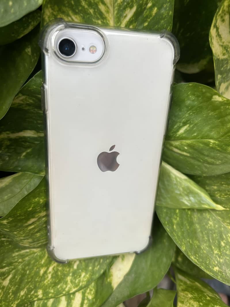 Apple iPhone SE 7